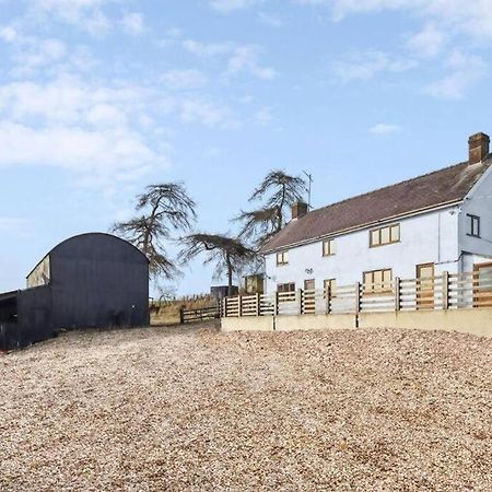 Upper Caerfaelog Farmhouse Llanbister Exterior foto